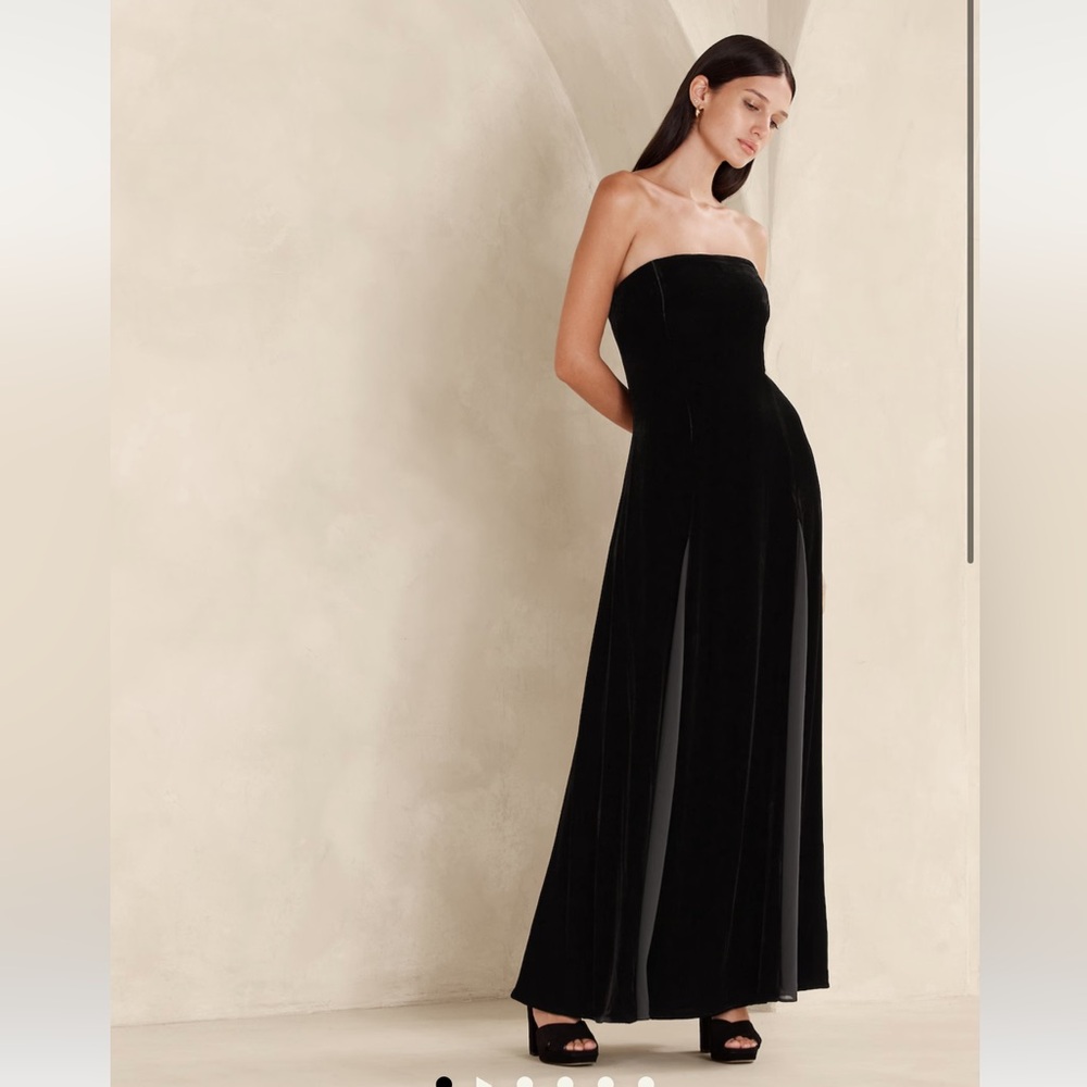 Banana Republic Velvet Strapless Dress